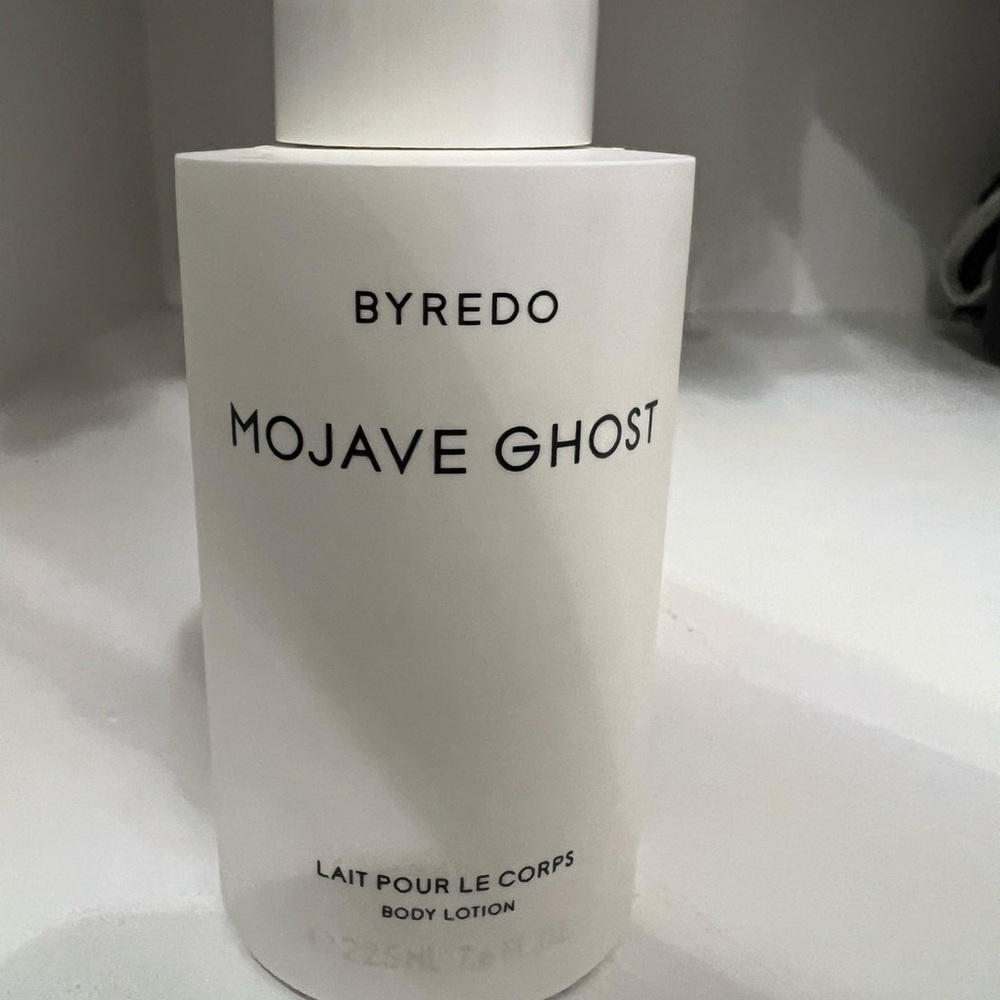Byredo Mojavo Ghost Body Lotion in White Bottle